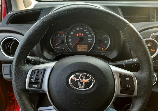 Toyota Yaris cena 30800 przebieg: 159000, rok produkcji 2011 z Zbąszyń małe 436